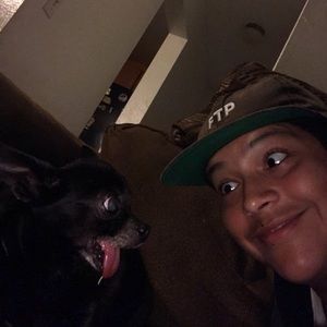 Meet your Posher, Alexis